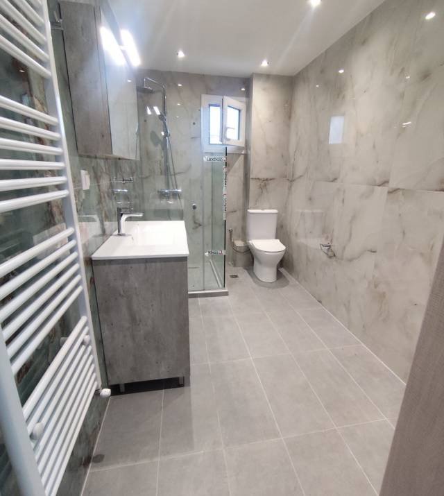 8. L7593.jpg